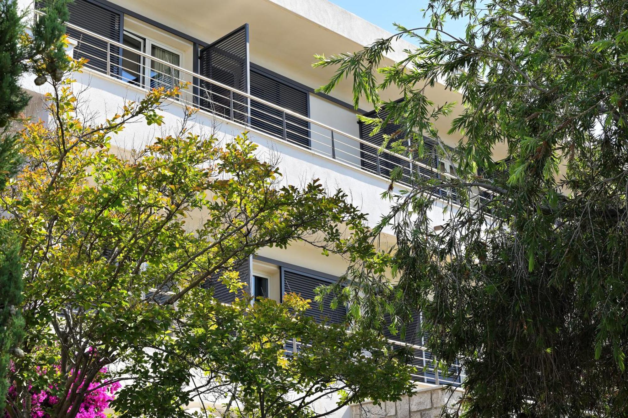 Hotel Les Eucalyptus بورتو بولو المظهر الخارجي الصورة