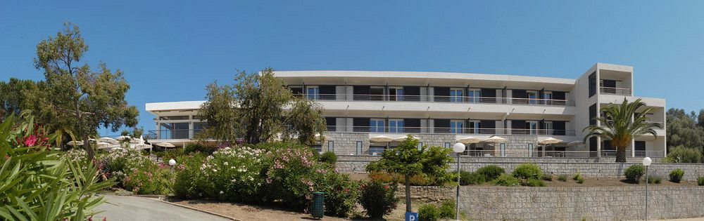 Hotel Les Eucalyptus بورتو بولو المظهر الخارجي الصورة