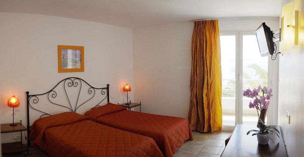 Hotel Les Eucalyptus بورتو بولو المظهر الخارجي الصورة